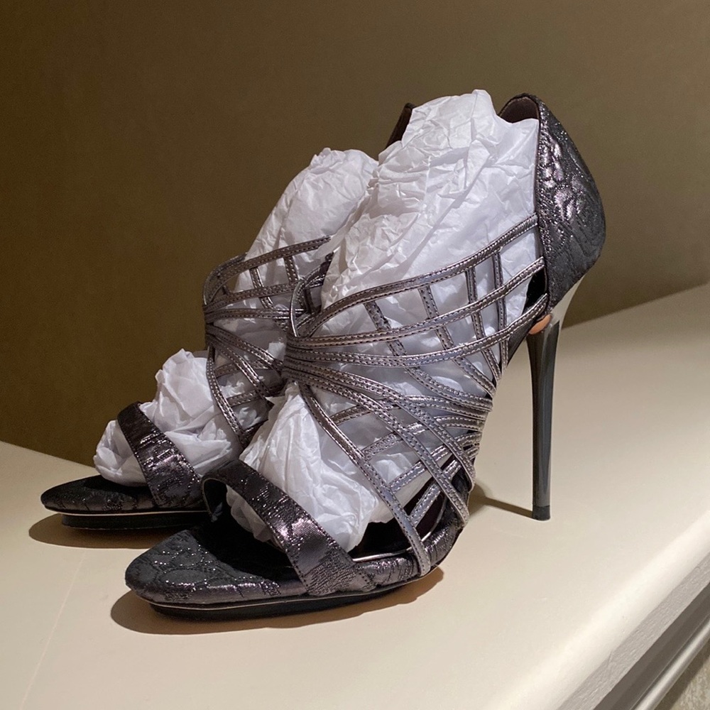 Badgley Mischka Sailor Antmet Heels